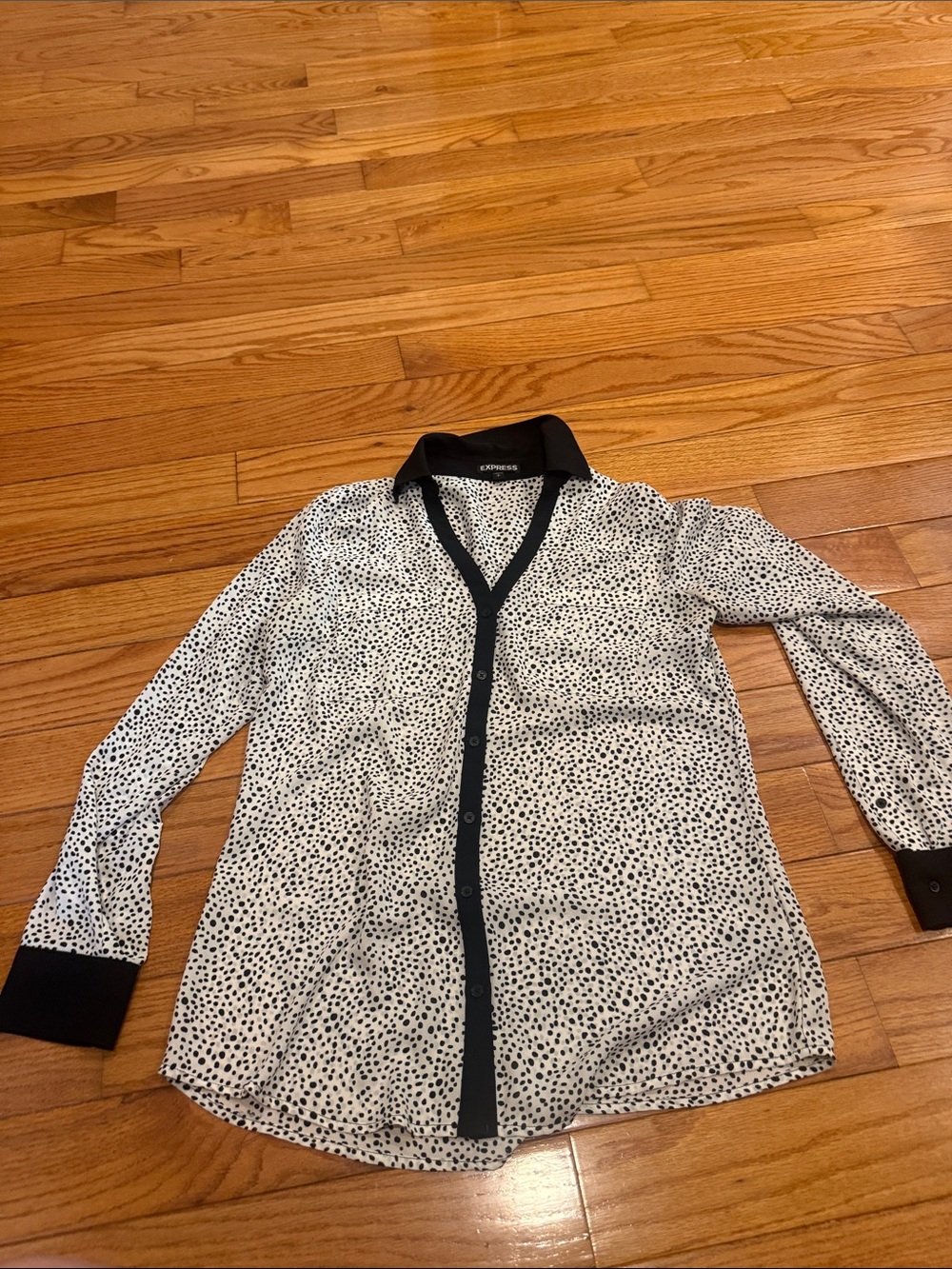 Express Black & White Dot Contrast-Trim Button Shirt